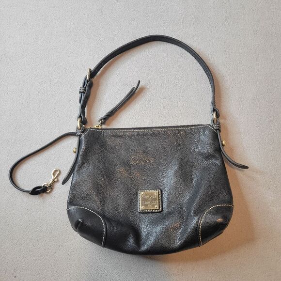 DOONEY & BOURKE Black Small Shoulder Leather bag - Picture 1 of 8